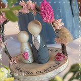Peg Doll Wedding Couple on Log Slice with Arch 13859
