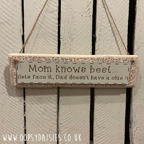 Pallet Block with Plaque - Mom Knows Best 12704