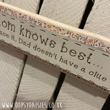 Pallet Block with Plaque - Mom Knows Best 12704