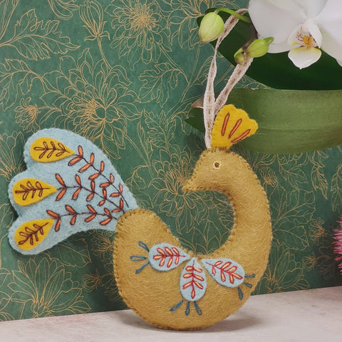 Felt Craft Mini Kit -Folk Embroidered Peacock 14066