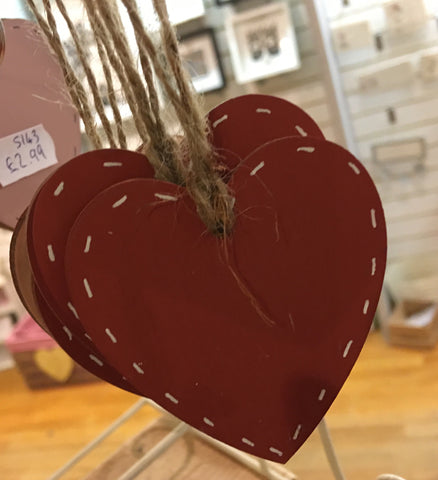 6cm Single Heart with string 5142