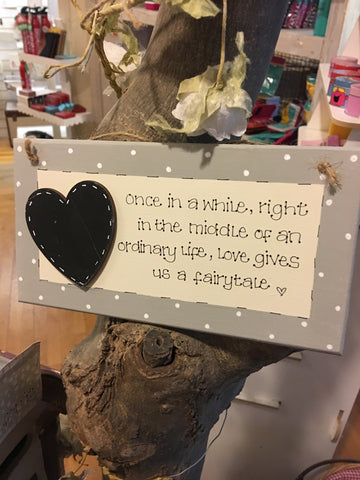 Personalised Long Plq with Border & Heart 7154