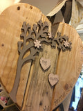 Personalised Arched Tree on Pallet Heart 7187