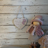 6" Heart with Dash Border & Wooden Feet 9547