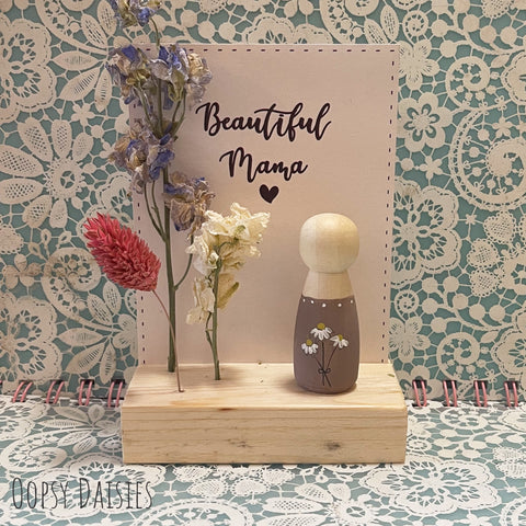 Peg Doll Scene - Beautiful Mama 13694