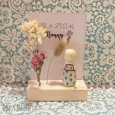 Peg Doll Scene - Special Nanny 13693