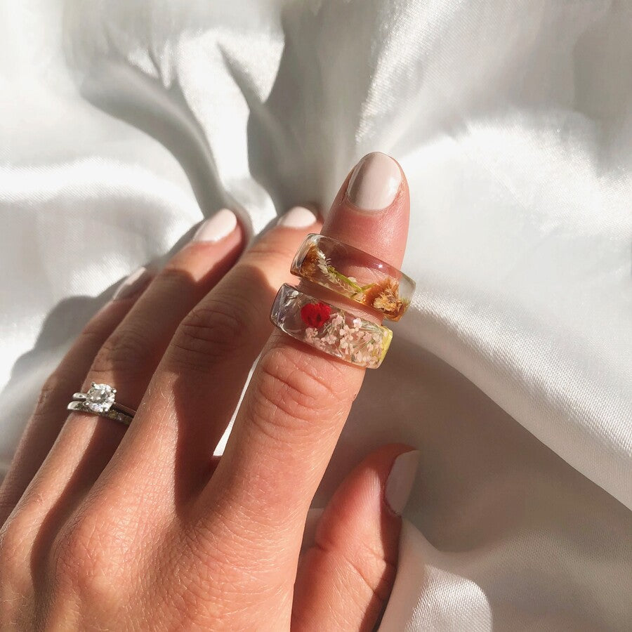 Dried Flower Resin Ring Natural M L 12912 Oopsy Daisies